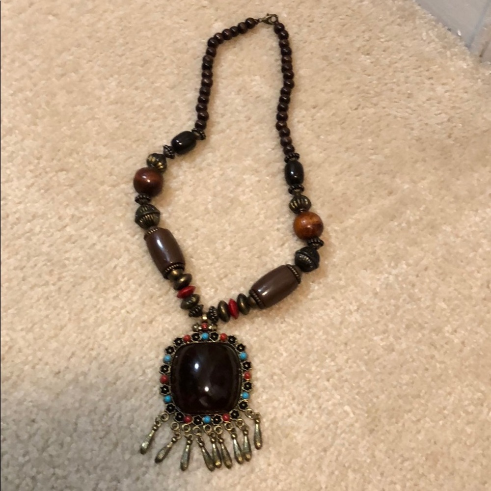 Agate statement necklace